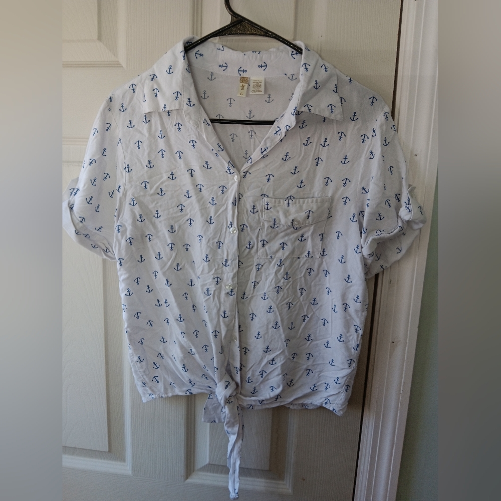 Japna small collard button-up shirt